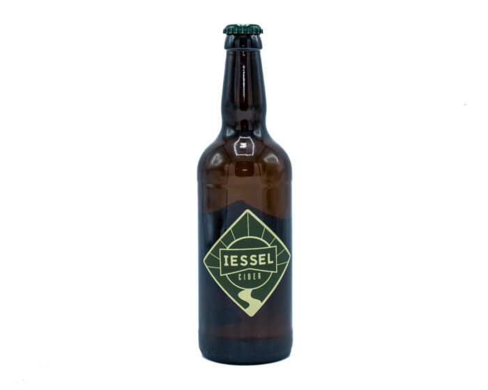 Ben je op zoek naar de heerlijke IESSEL Cider? Kom dan langs bij Het Bouwhuis in Deventer of bestel de cider in onze webshop